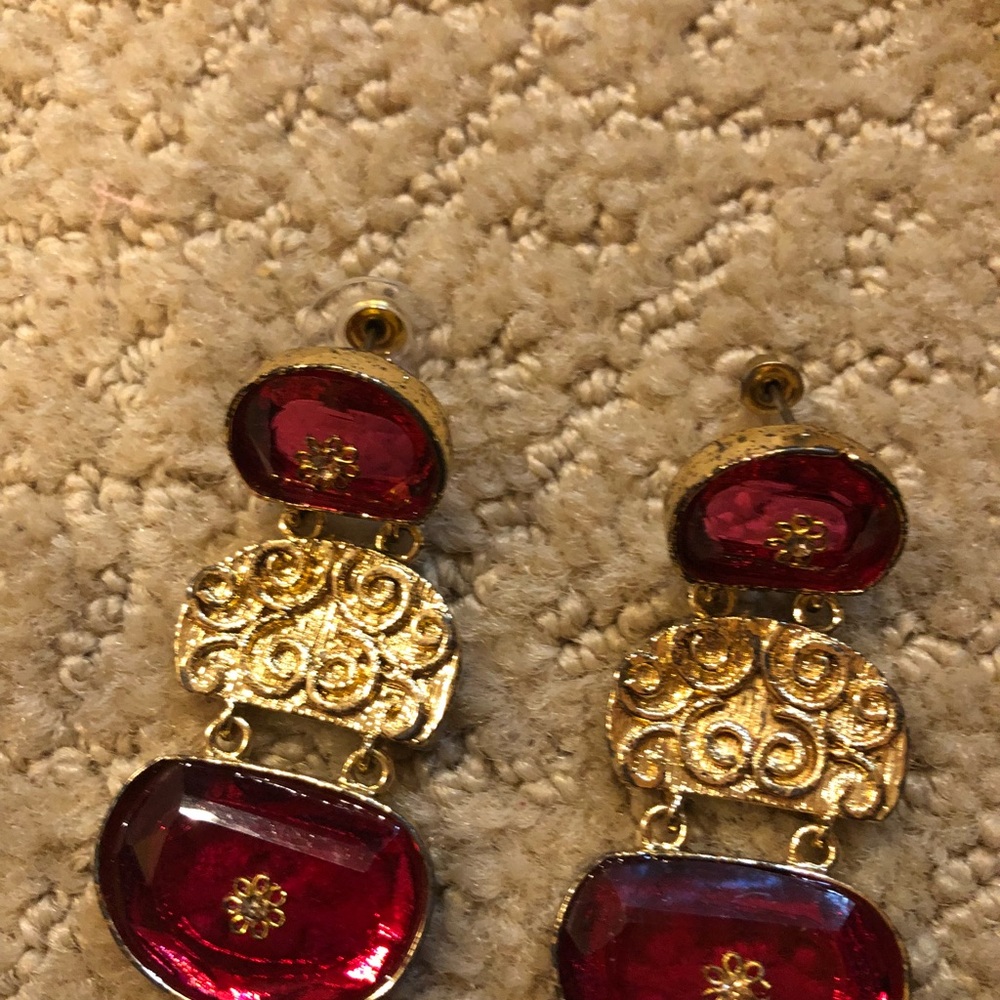Earings